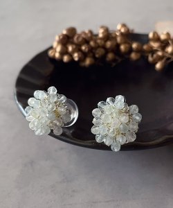 画像16: 【malle la brocante】古いビーズと天然石のつぶつぶフラワーピアスOR真鍮痛みにくいイヤリング