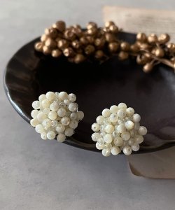 画像19: 【malle la brocante】古いビーズと天然石のつぶつぶフラワーピアスOR真鍮痛みにくいイヤリング