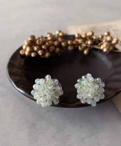 画像15: 【malle la brocante】古いビーズと天然石のつぶつぶフラワーピアスOR真鍮痛みにくいイヤリング