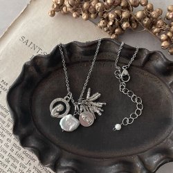 画像1: 【malle la brocante】聖母マリア　ヴィンテージメダイの着せ替えネックレス/金属アレルギー対応