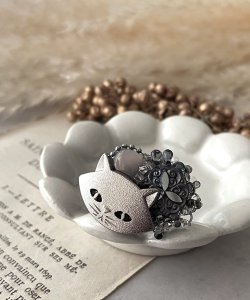 画像9: 【mallelabrocante/マルラブロカント】猫ヴィンテージボタンとオニキスのコラージュリング/金属アレルギー対応