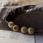 画像: 【malle la brocante】ヴィンテージグラスストーンのゴールドスタッドピアスOR真鍮痛みにくいイヤリング
