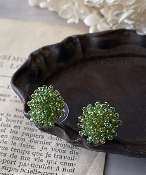 画像8: 【malle la brocante】ヴィンテージビーズのつぶつぶフラワーピアスOR真鍮痛みにくいイヤリング